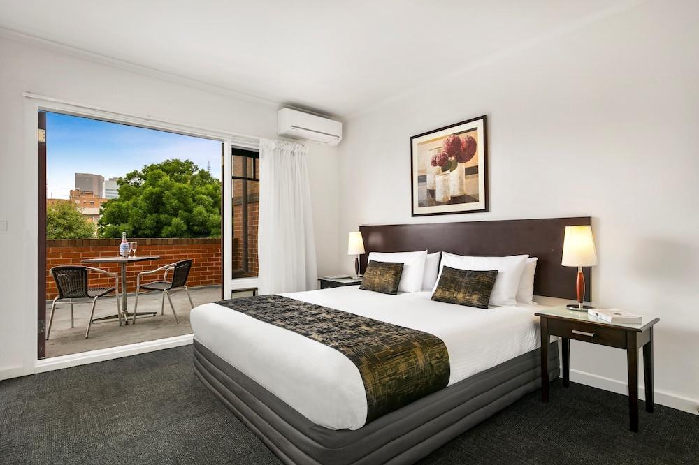Comfort Apartments Royal Gardens Melbourne Exterior photo