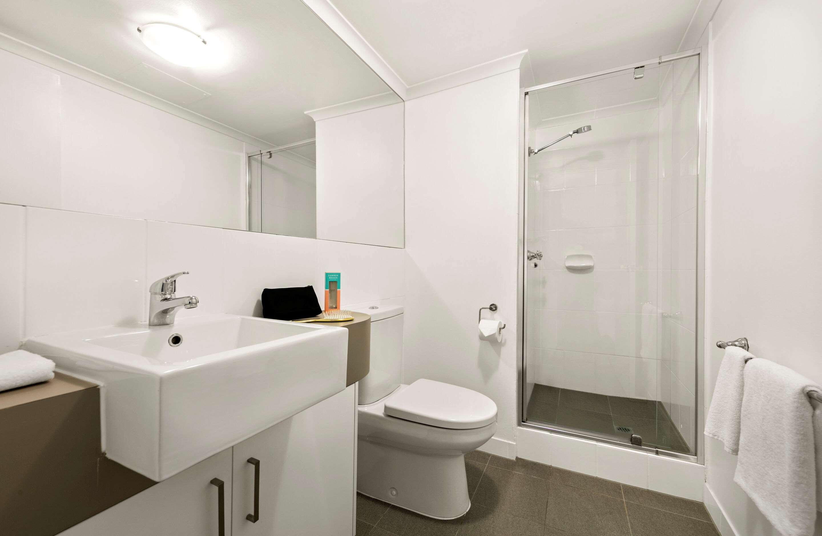 Comfort Apartments Royal Gardens Melbourne Exterior photo