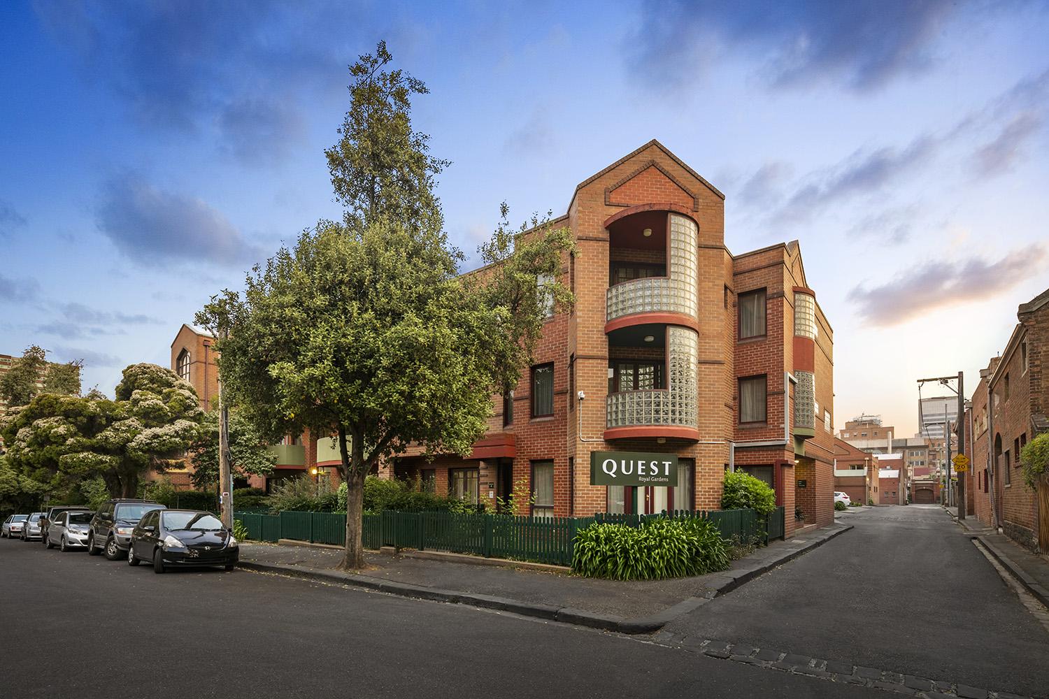 Comfort Apartments Royal Gardens Melbourne Exterior photo